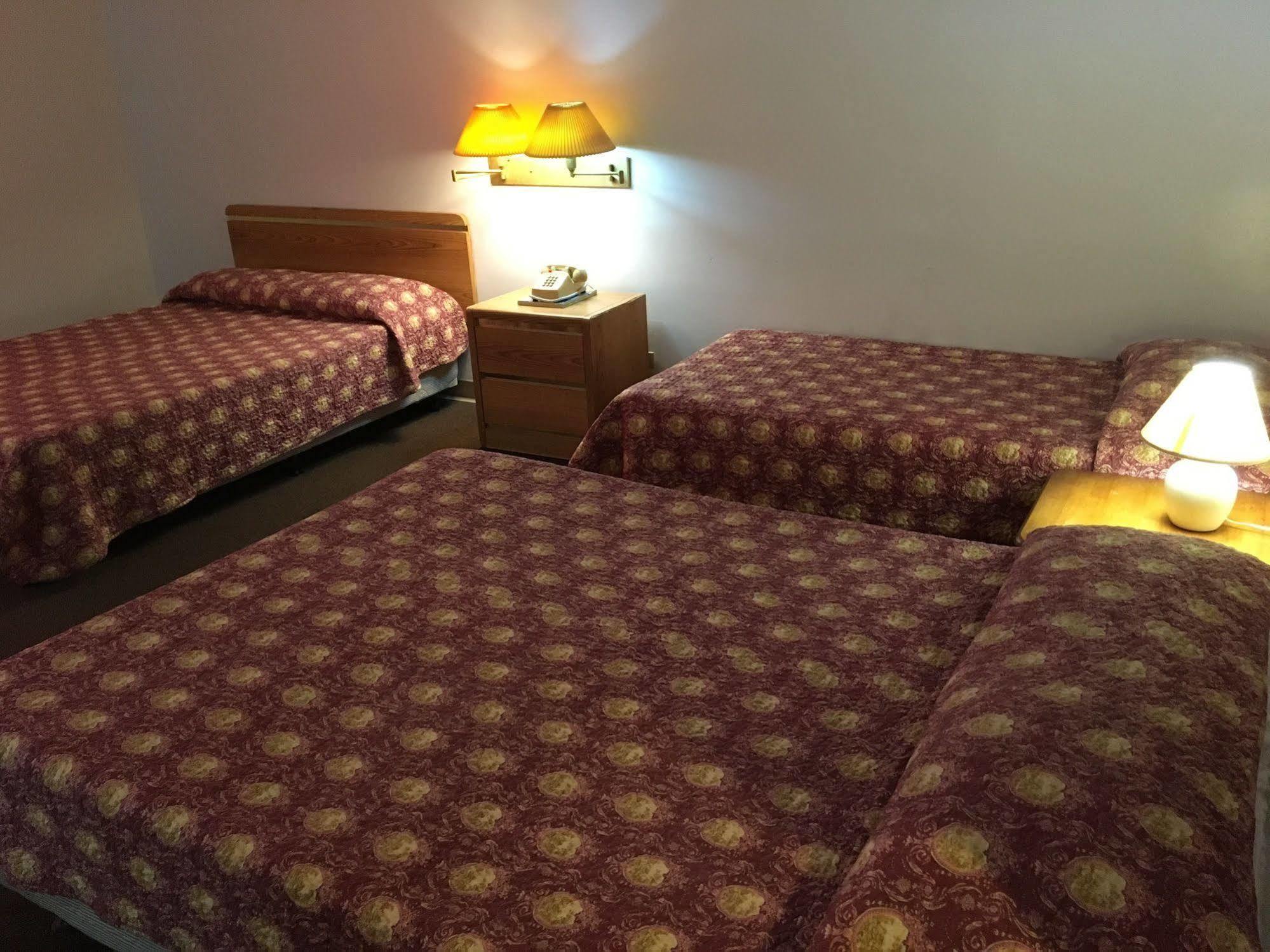Tamuning Plaza Hotel מראה חיצוני תמונה